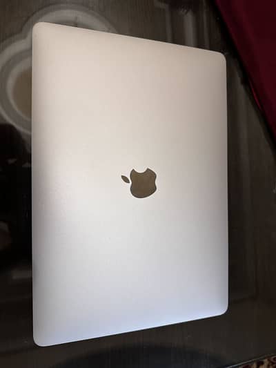 MacBook Pro M1 (2020) - 13 Inch | 8GB RAM | 256GB SSD