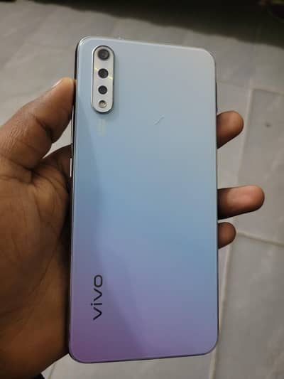 Vivo S1