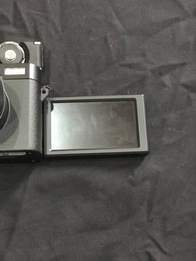 Brand new camera with all accessories Japans camera with lens