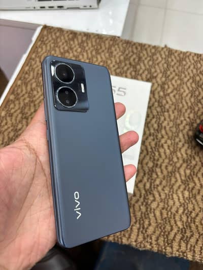 vivo y55 8/128 complete box