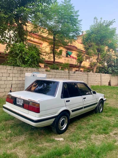 TOYOTA COROLLA 1986 ANTIQUE