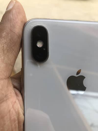 iphone x        Pta    256gb.        exchange possible