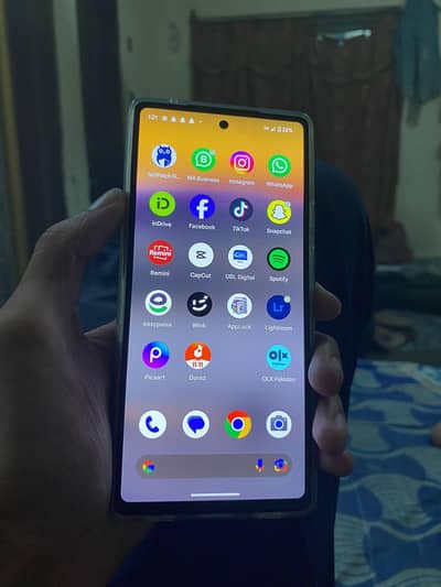 i m saling my phone  need a cash