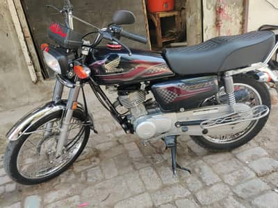 23 model 125 neet and clean no work required. . seal pak jenion. .