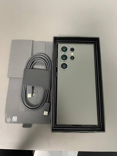 Samsung Galaxy S24 Ultra Non PTA in 10/10 Condition