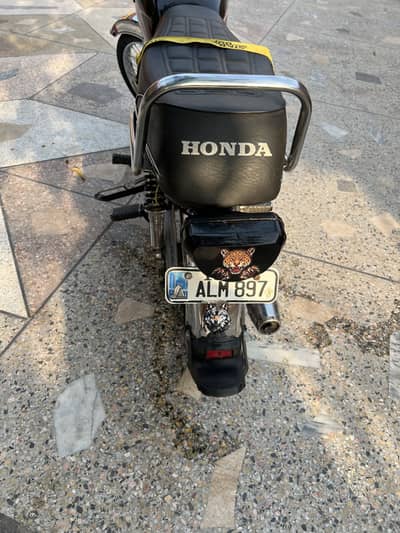 Hispeed 78 cc engine alok document are clear urgent sall bike is al