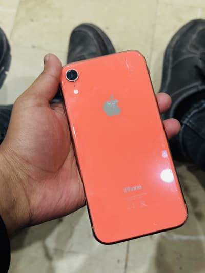 IPHONE XR BETTERY CHNGE 64 gb