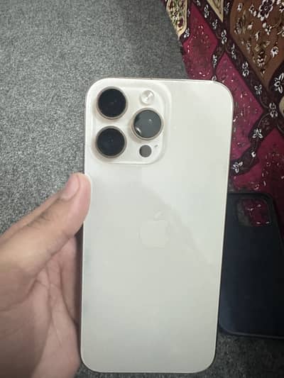 iPhone 16 pro max 256 gb dessert titanium