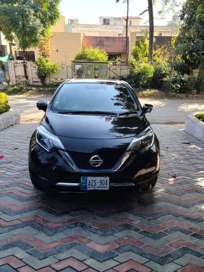 Nissan note maidlest