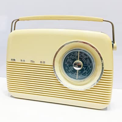 Vintage Bush TR82 Portable 3-Band Radio (FM/MW/LW) | Made in England