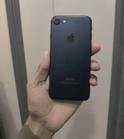 I phone 7 128 gb pta approved for sall