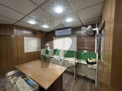 FURNISHED OFFICE IS AVAILABLE ON THE RENT INTHE COMMERCIAL BUILDING AT SHAHRE E FAISAL