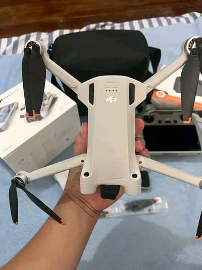 Drone DJI Mani 3 pro cable Box drone sale