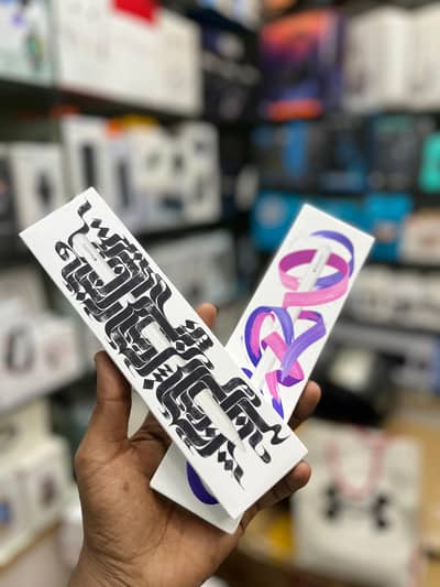 Apple Pencil Pro Magnetic Pairing & Charging