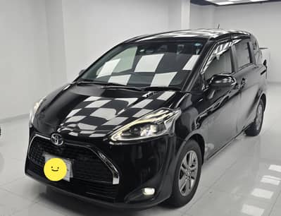 Toyota Sienta G Hybrid (2018 Model – New Shape) for Sale