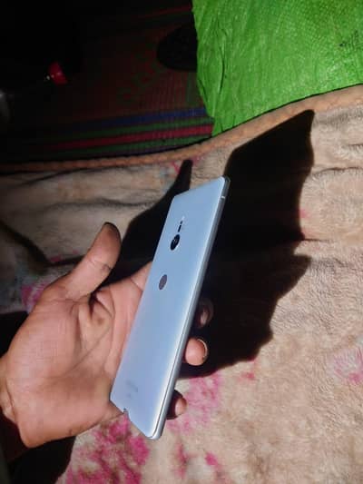 sony Xperia XZ3