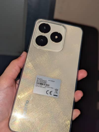 Realme C61
