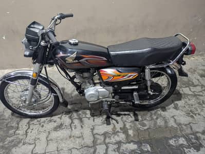 Honda 125 2021 model 10 by 10 condition