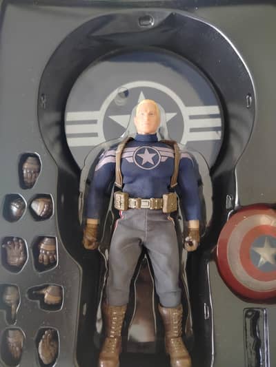 Mezco Commander Roger's Captain America Action Figure