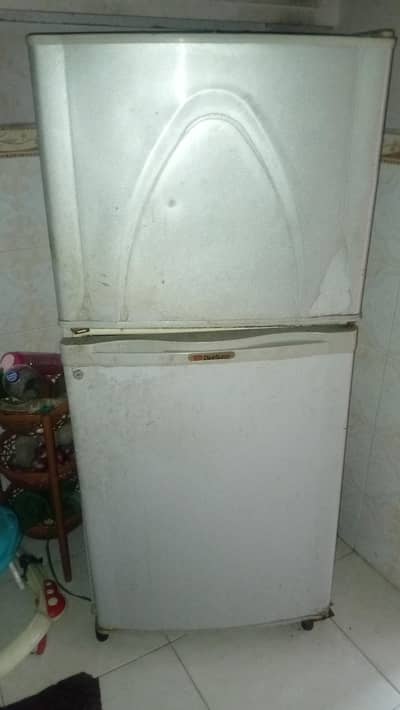 Dawlance fridge for sale