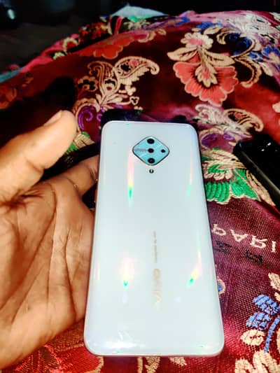 vivo Y51 4 GB. 128GB.