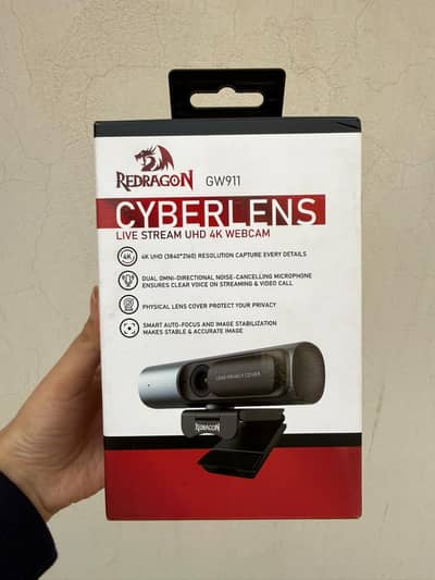 Redragon GW911 CYBERLENS 4K Ultra HD Noise-Cancelling Webcam