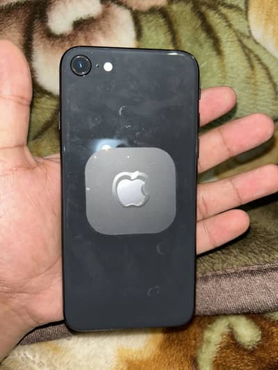 Iphone se 2020   Water pack /condition 10/10