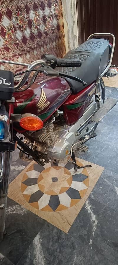 Honda cg 125 2013 Model