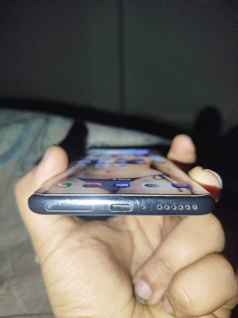 Xiaomi Redmi Note 14 Pro 1