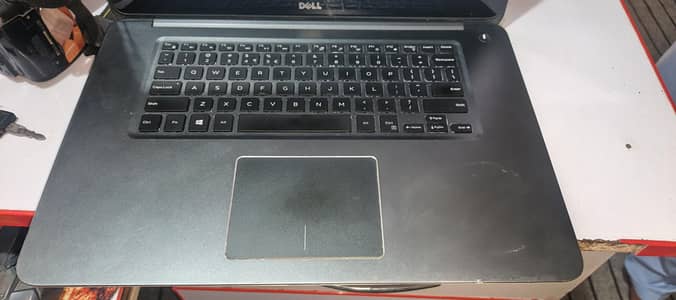 Dell Inspiron15 7000 Series 7548