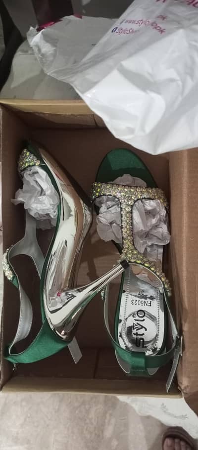 New Ladies Green Heels for Sale  Party Wear