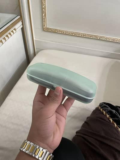 Sunglasses for men  black in sun