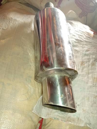 lound sound exhaust for car