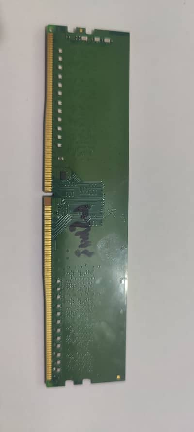 kingston ram 8 gb very good condition ddr4 2600mah
