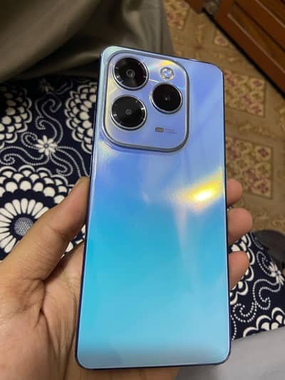 infinix hot 40 8+8/256 complete box fully lush no fault exchange posib