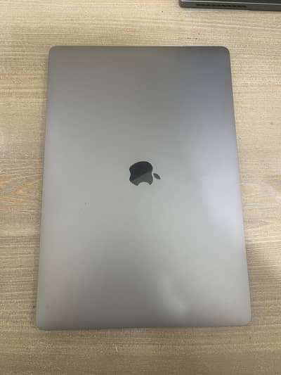 Macbook Pro I9 2019 16”