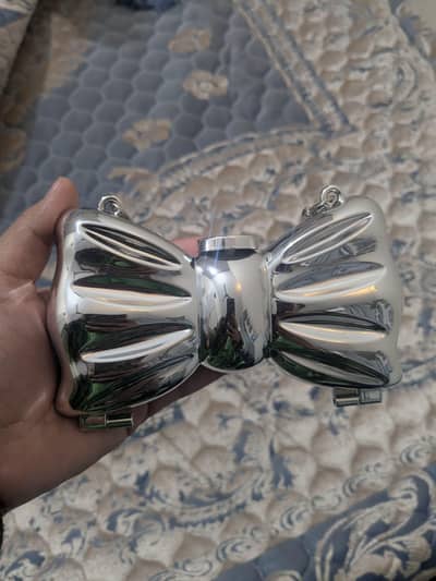 silver bow clutch