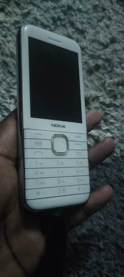 Nokia 8000 4g hotspot wifi official afrved