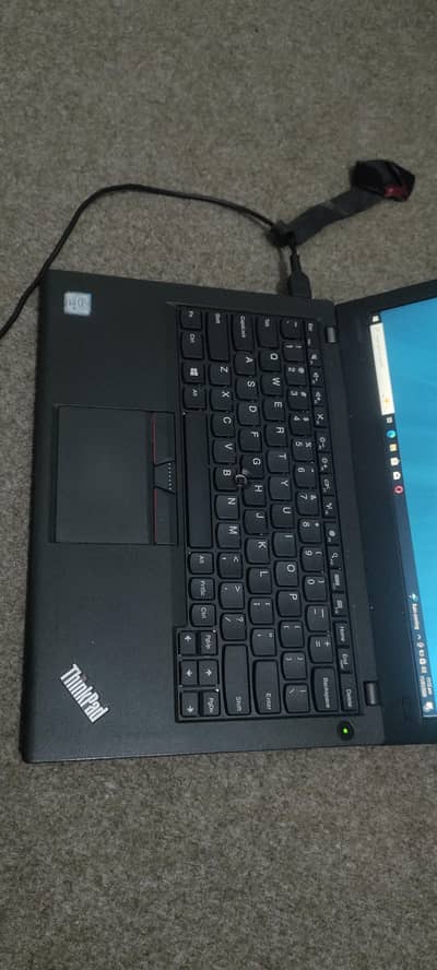 Lenovo Thinkpad core i5 6th generation 8gb ddr4 ram 256gb ssd
