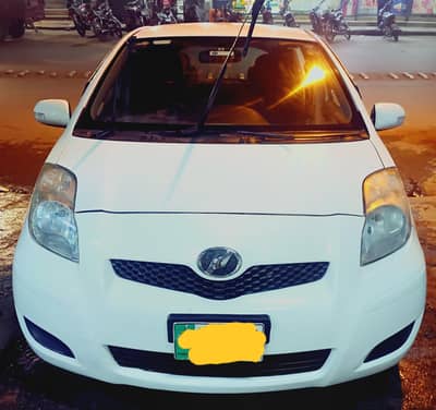 Toyota vitz model 2010/13 almost total genuine