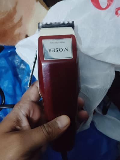 Moser hair removal machine