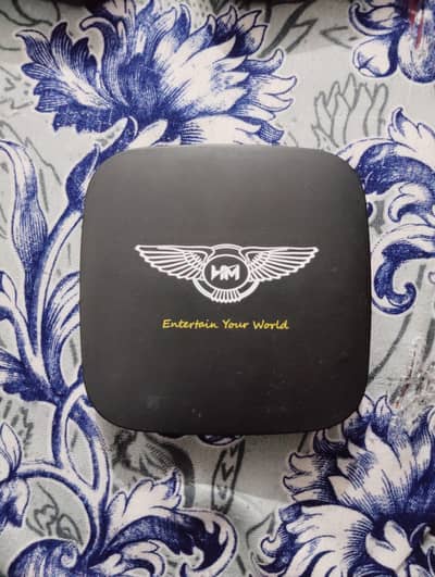 Android Tv box only original memory 4+32