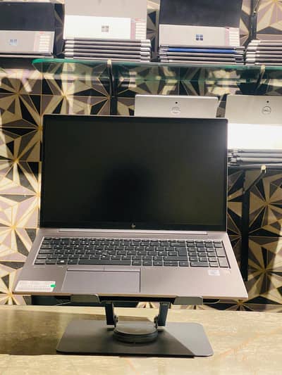 HP ZBook Firefly G7 – Core i7 10th Gen | 16GB RAM | 256GB SSD | 15.6"