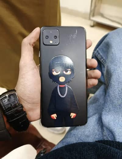 ok hai bs glass crack hai baki condion apky samny hai