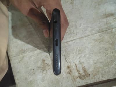 Infinix Hot12i phone