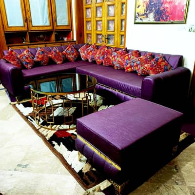 L shape sofa with  puphy. . .