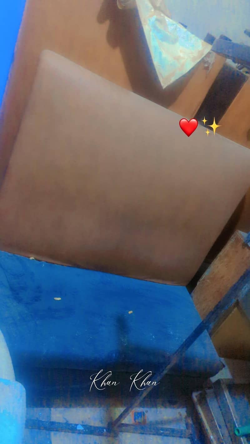 sofa for restaurant 0