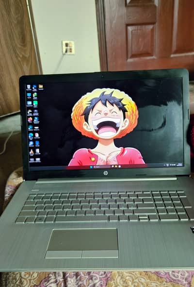 HP 17  – Ryzen 5 3500U –8/256- Gaming Laptop