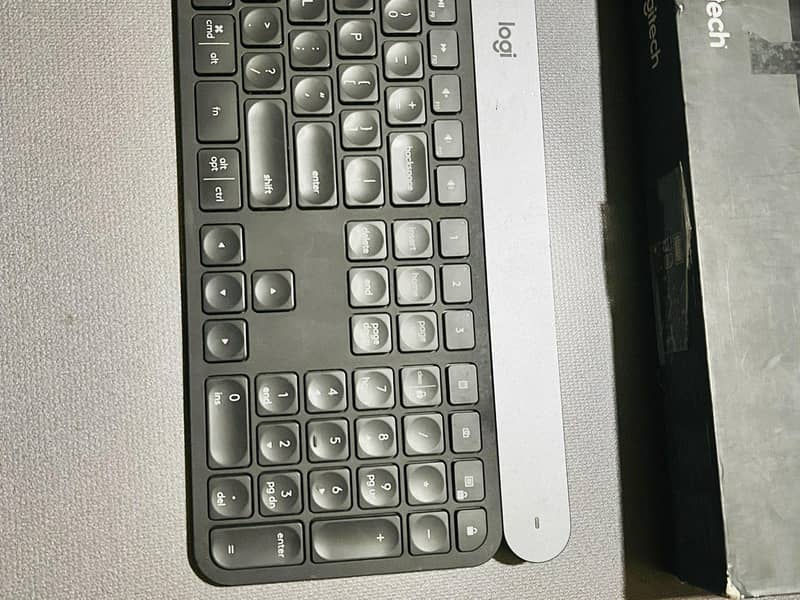 Logitech MX Craft Keyboard with Box - Premium Quality Keyboard ...