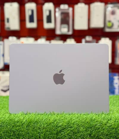 macbook air m4 13.6" 16gb ram 512gb storage sky blue 100% battery 3cc